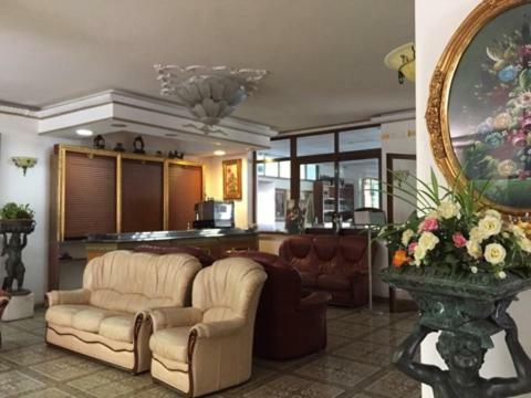 Hotel Cavour Sorrento Bagian luar foto